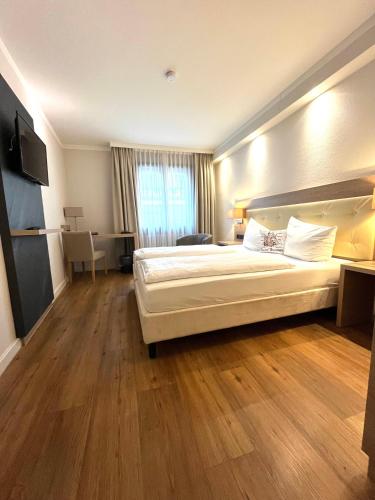 1 queen bed