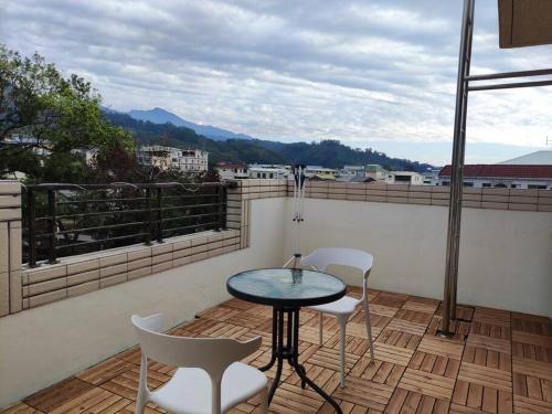 Bližnja okolica, Dahu Yipinyuan B&B in Okrožje Dahu