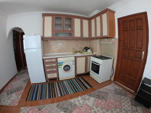 Gazipasa beach apartment very close to beach and airport in 加濟帕夏