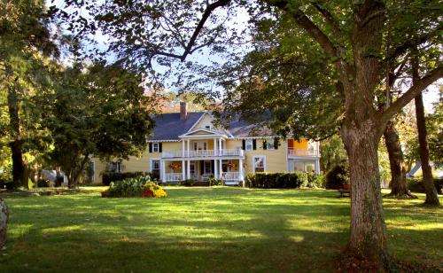 Prospect Hill Inn & Restaurant - 출입구