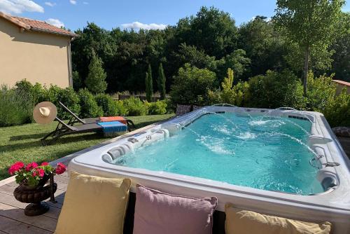 Domaine de la Durantie - Villas avec Spa de nage gîte à louer Forêt de la Grésigne