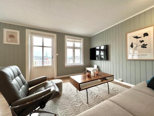 บริการและสิ่งอำนวยความสะดวก, Sentrum - Koselig hus med parkering in อาเร็นดาล