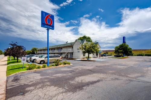 Motel 6-Wheat Ridge, CO - West - Denver North