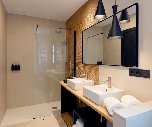 Superior Double Room with Terrace image 5