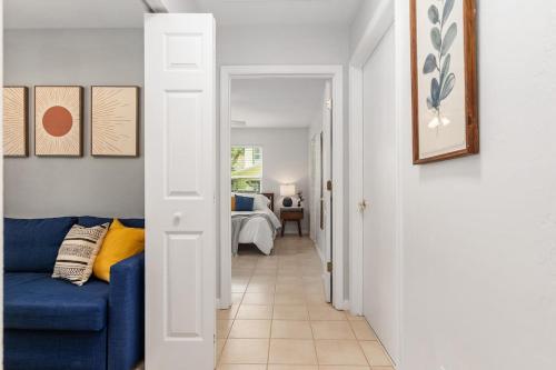 Serenity Terrace - King Bed , Lounge & Coffee Bar in Alachua (Florida)