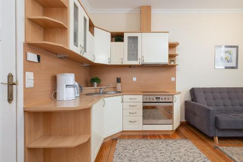 Apartment image 10