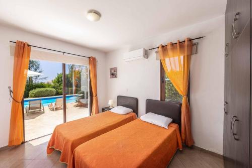 Three-Bedroom Villa image 8