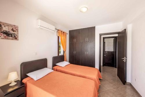 Three-Bedroom Villa image 7