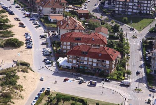 Apartamentos Regollera - image 2