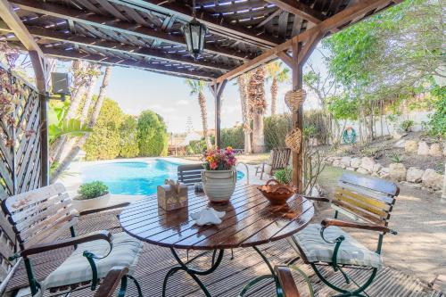 Kert, La Torre: casa perfecta con piscina privada in El Castell de Montornes
