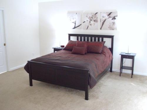 Two-Bedroom Pool Home Davenport - image 3