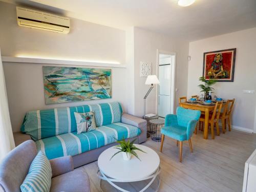 Carreta Sea Views by Hello Homes Sitges - image 2