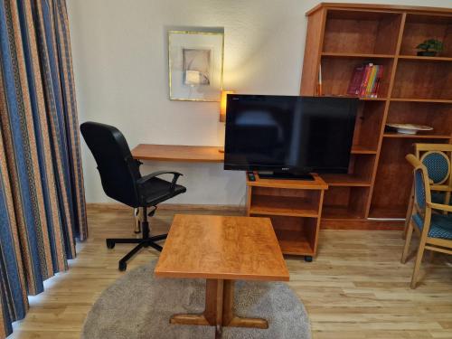 TopDomizil - Apartments "Residenz Prenzelberg" near Mauerpark Flea Market