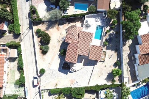 Villa with Private Pool image 4