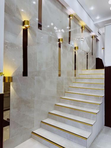 Фасада на хотела, Mildom Hotel in Алмати