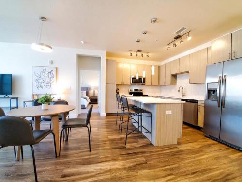 Landing Modern Apartment with Amazing Amenities ID2121X26 in Denver, USA