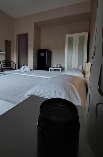 Meerithic ROKKA ROOMS