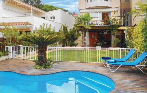 Amazing Home In Tossa De Mar With Outdoor Swimming Pool