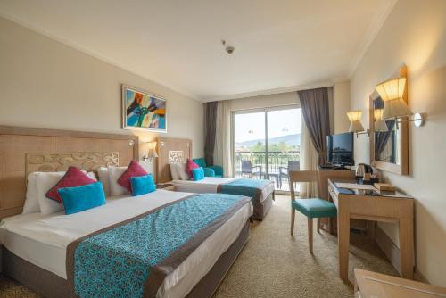 Exterior view, Crystal De Luxe Comfort Collection - All Inclusive in Kemer