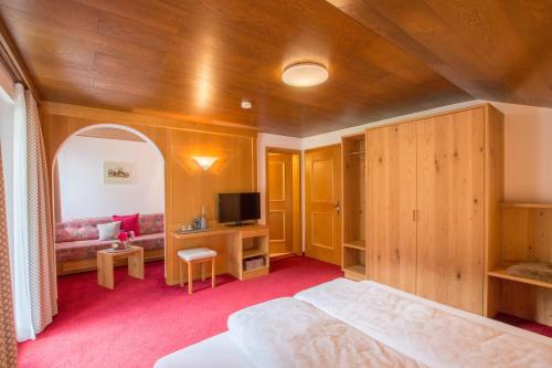 Pension Christophorus Hotel Garni in Partenen