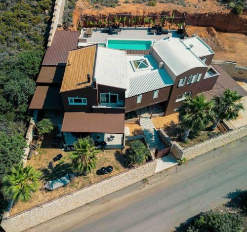 Sea view villa with jacuzzi