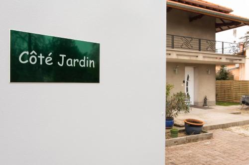 Côté jardin 1 - Appartement avec Jardin