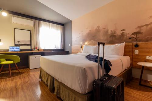 532286664 Hotel Cassino Tower Curitiba Aeroporto By Nacional Inn
