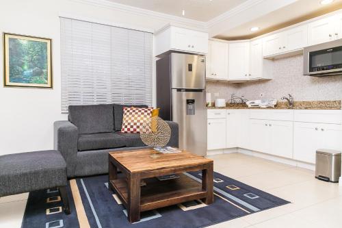 Botanic Bliss Living in Kingston in แคมเพอร์ดาวน์