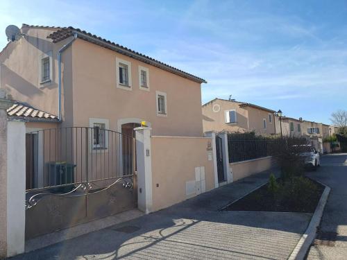 Maison en Provence avec jacuzzi