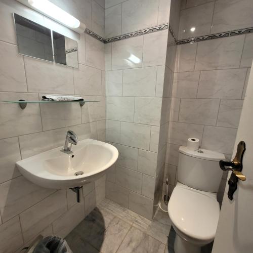 Chambre quadruple, salle de bain privée, 4 lits