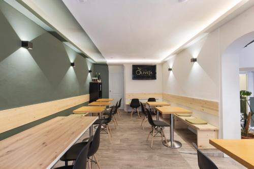 Hostal Oliveta - image 2