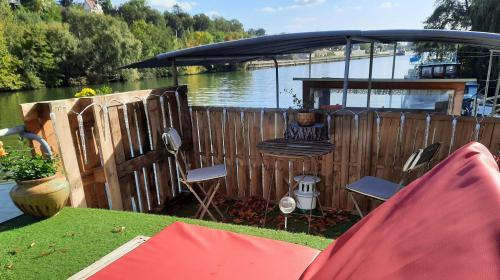 APPART sur l'EAU SPA Proche PARIS in Друго