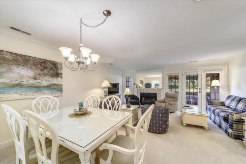 Evian 252, Hilton Head Island (fotografie 6)