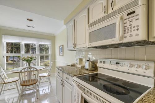 Evian 252, Hilton Head Island (fotografie 9)