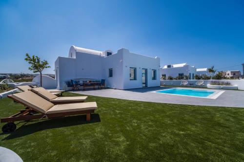 Beautiful Santorini Villa - 2 Bedrooms - Private Pool and Magical Sea Views - Karterados