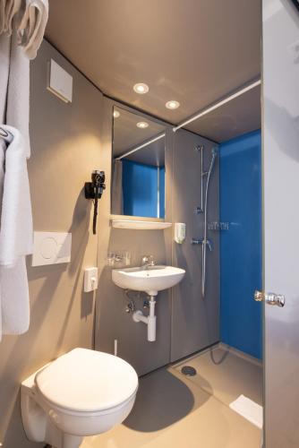 Fred Guest House Hauptbahnhof - Self Check-in, Zürich (photo 9)