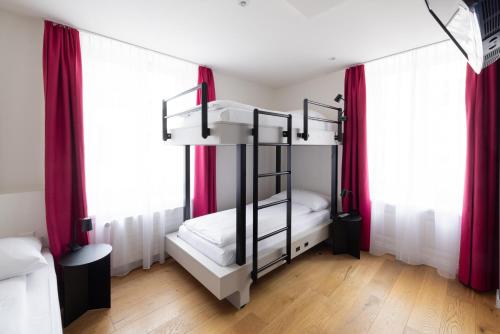 Walhalla Guest House - image 3