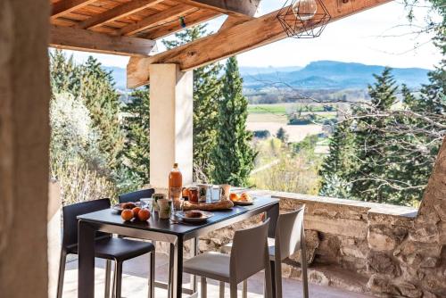 Maison en pierres 6/8pers, piscine & sublime vue - Location saisonnière - Puygiron