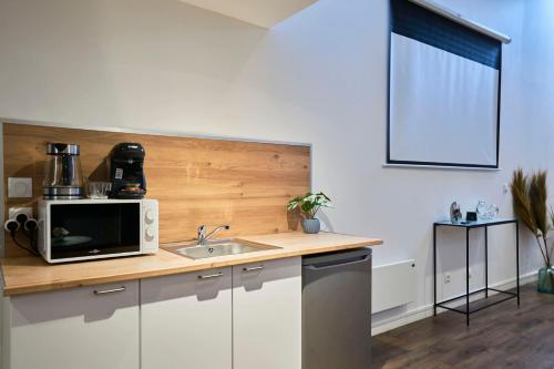 NG Prestige - Nain I Suite Spa Privatif Premium I Jacuzzi - Sauna - Netflix - Projecteur 5
