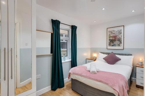 2 Bedroom Apartment for up to 4 Nr Centre