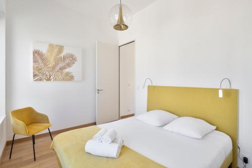 One-Bedroom Apartment image 4
