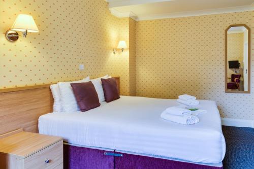 Queens Hotel - image 5