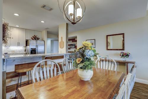 Beachside Tennis 1870 Beachside Tennis 1870