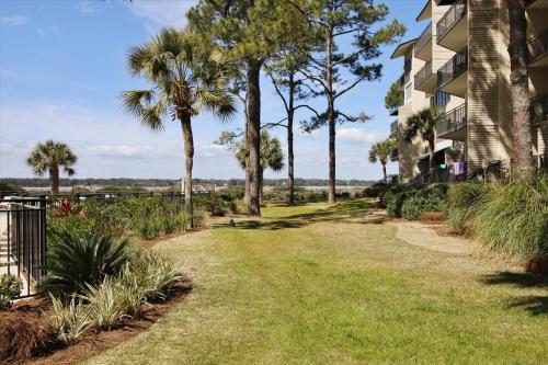 Beachside Tennis 1870 Beachside Tennis 1870