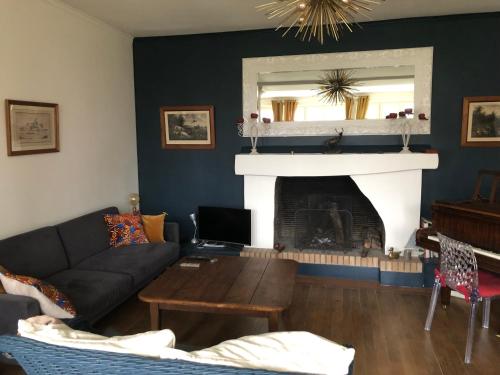 Зручності, appartement lumineux in Montfort-l'Amaury