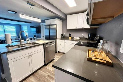 Stilysh 4/2 Bd near Adv Island Busch Gardens in Tampa, USA