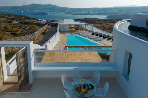 White Stone Mykonos