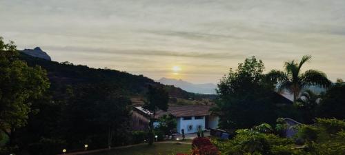 Surrounding environment, The Heart of Heaven in Kolechafesar