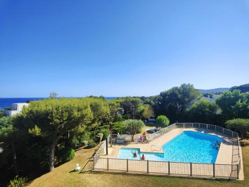 Plage 100m, piscine chauffée, vue mer imprenable - Location saisonnière - Fréjus