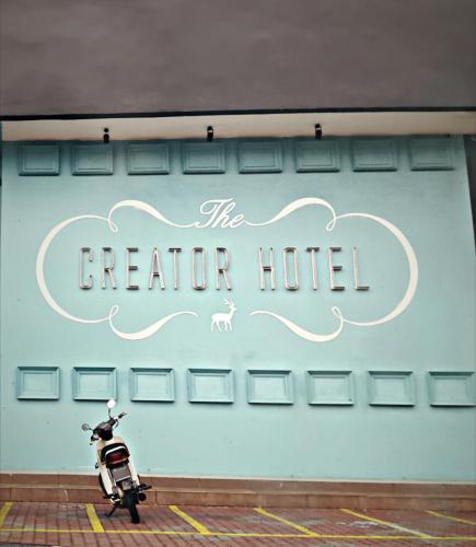 CREATOR HOTEL